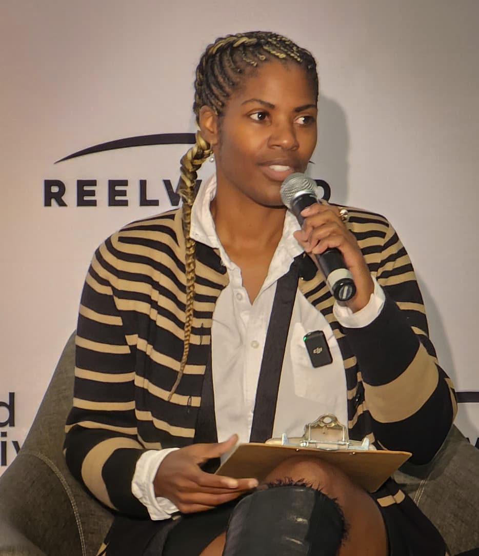 Vertical Drama Scene